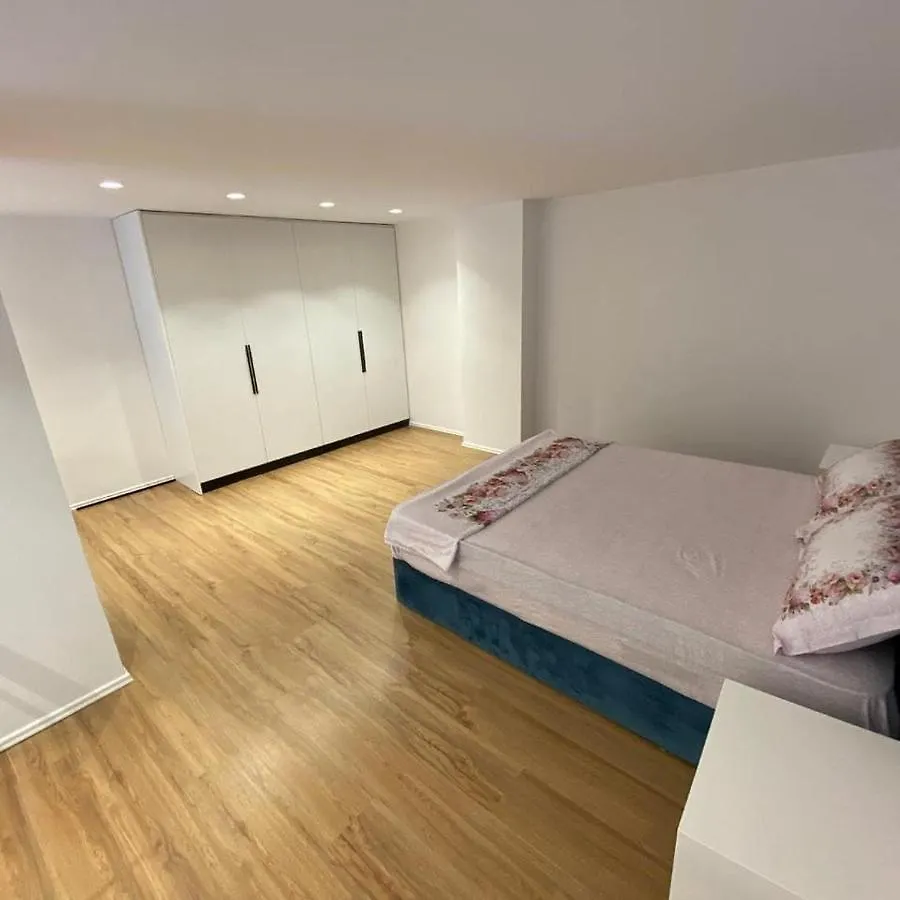 Apartment Apartament Me Qera Dublex Lungomare Vlore