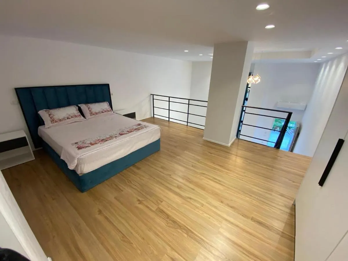 Apartament Me Qera Dublex Lungomare Vlore 0*,  Albania